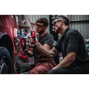 Фонарь светодиодный аккумуляторный для подбора цвета Milwaukee, M12 CML-401 (+ заряд.устройство, 1 акум.Х 4Ач, картон) (4933479366)
