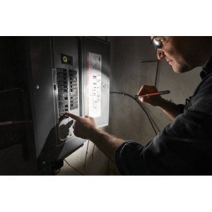 Портативный светодиодный фонарик Milwaukee IR PL250 (4933478705)