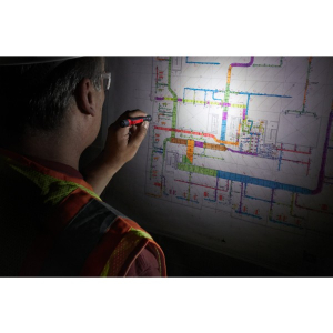 Компактный фонарь на батарейках Milwaukee IPL-LED (4933459440)