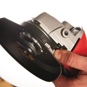 Шлифмашина угловая аккумуляторная MILWAUKEE HD18 AG-125-402C (4933441507)