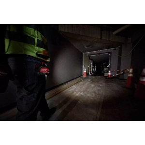 Рулетка метрическая магнитная MILWAUKEE с LED подсветкой, 7,5м, (30мм)
